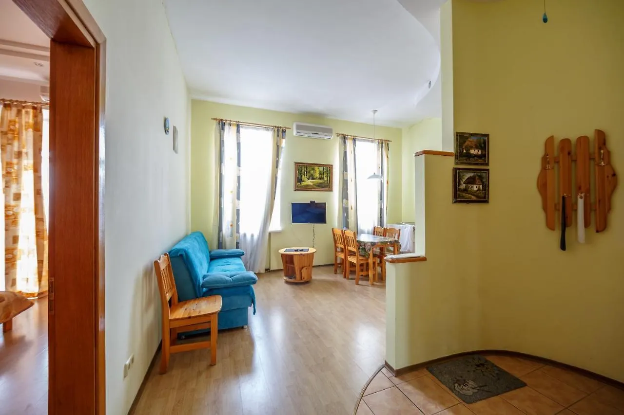 Super Apartment In Heart Of Podol Kiev